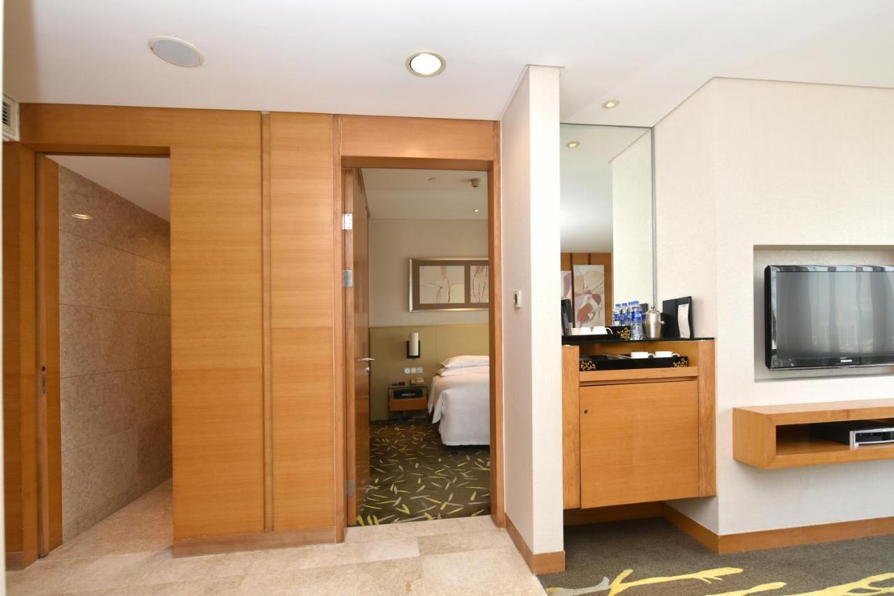 Crowne Plaza Zhongshan Wing On City By Ihg מראה חיצוני תמונה