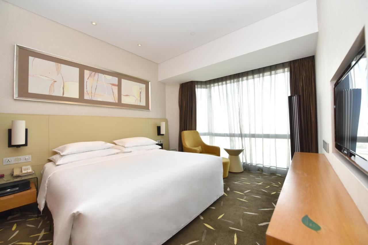 Crowne Plaza Zhongshan Wing On City By Ihg מראה חיצוני תמונה